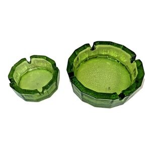 Set of 2  Vintage Blenko 6" and 4" Emerald Green Pebbled Textured Glass Ashtrays